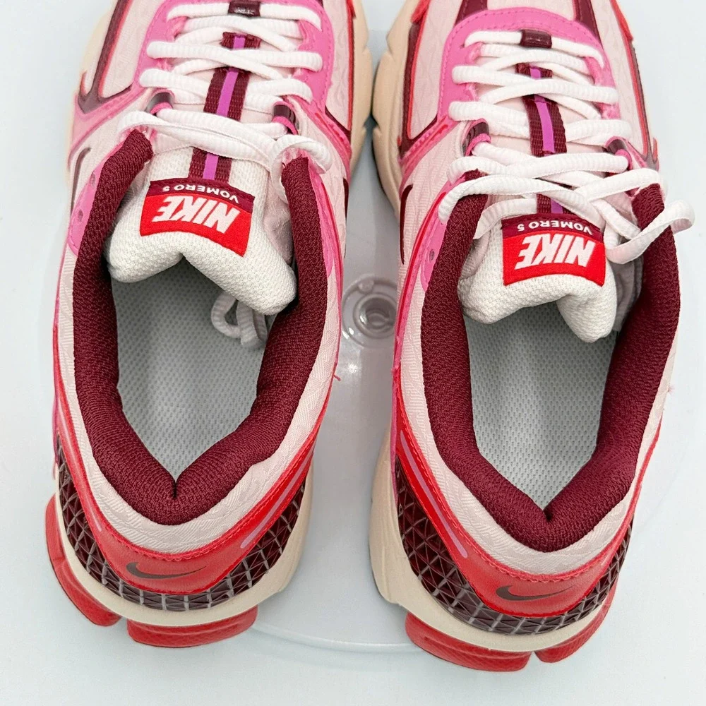 Nike Zoom Vomero 5 Size 6 Womens Light Soft Pink Crimson IM7185-640
